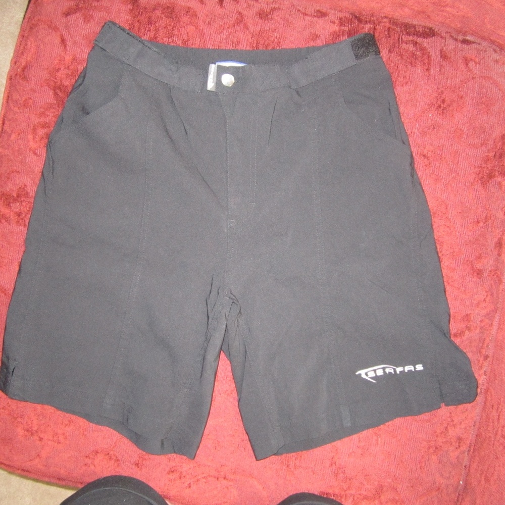 COPY - SERFAS  Zip Baggy Women's Cycling Short.